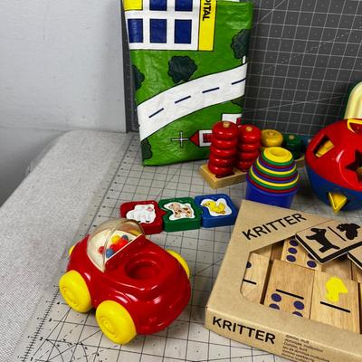 Large Grouping of NICE Toddler Toys
