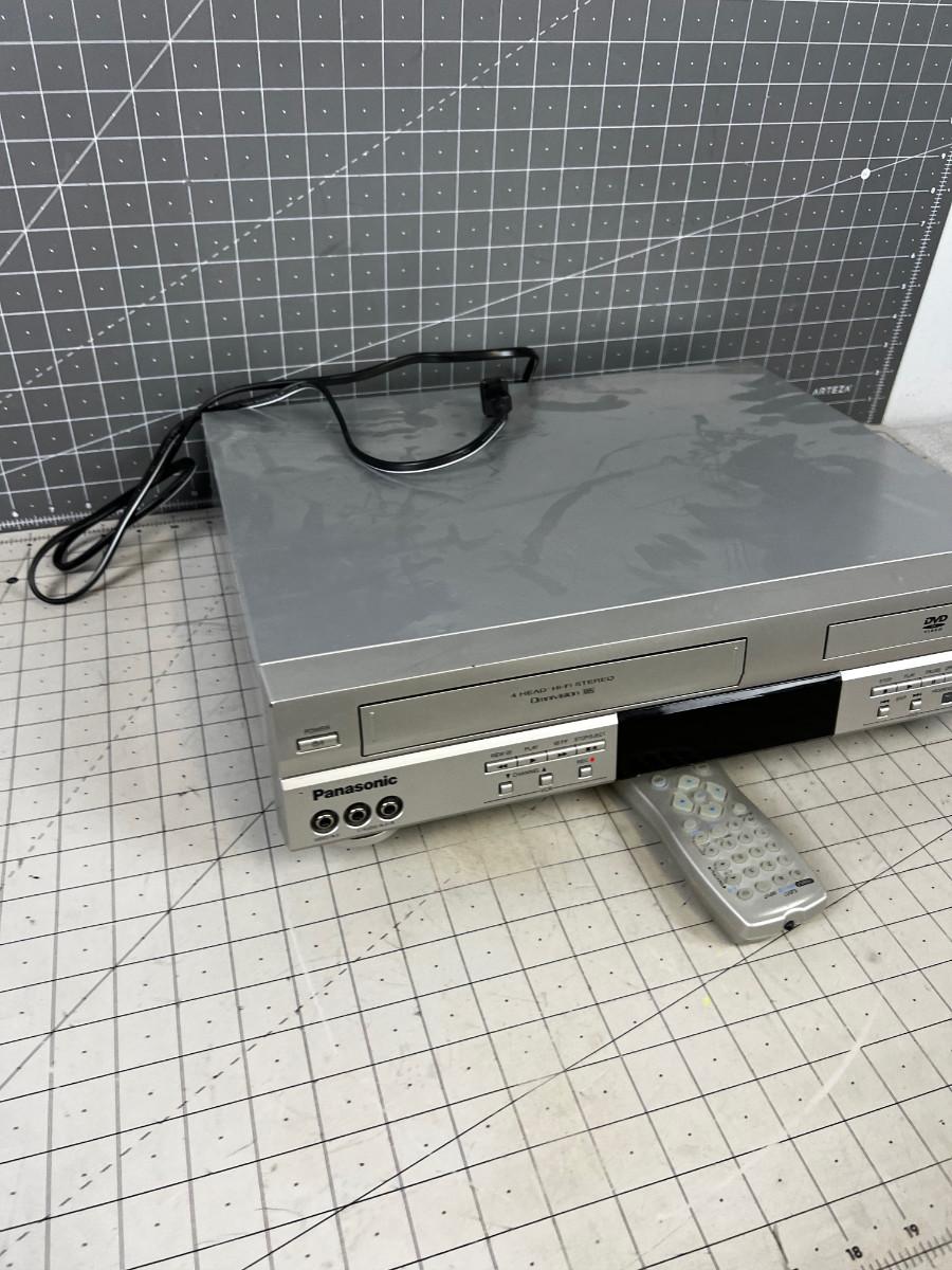 Panasonic DVD / VHS Player
