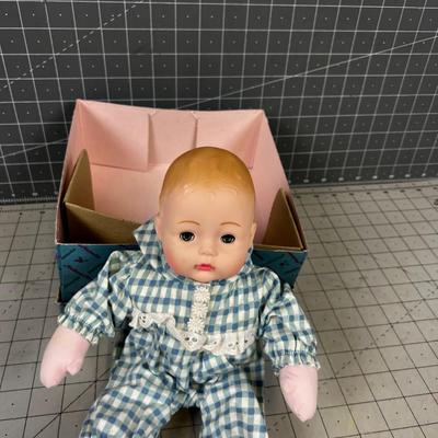 Madame Alexander Baby  DOLL 