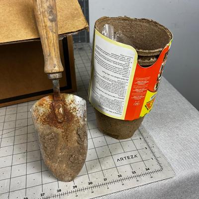 Gardening and Potting ITEMS: 