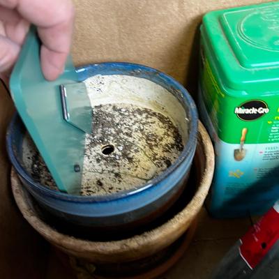 Gardening and Potting ITEMS: 
