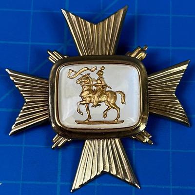 Vintage 1960's Knight Pin 