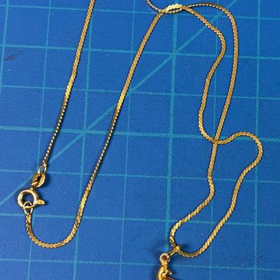 14 K Gold Chain with a 10 K Kangaroo Pendant 