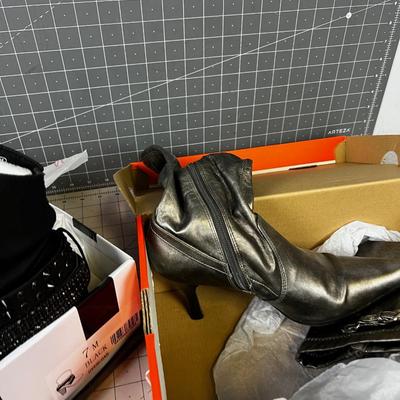 2 Size 7 Boots Just in Time for Winter Capsule Wardrobe. 