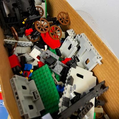 GIANT LEGO LOT, Directions, Magazines STUFF