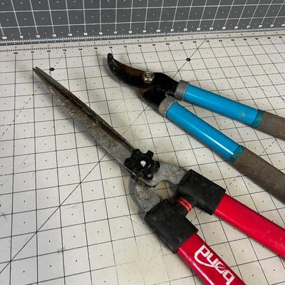 Small Loper and Hedge Trimmers. 