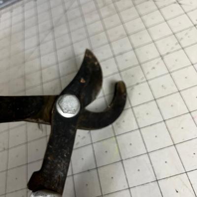 Wood Handled Loopers