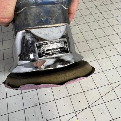 Pneumatic Orbital Sander