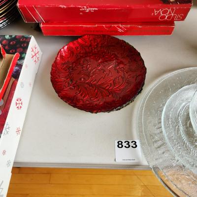 Table Lot of Christmas Holiday Chargers Serving Plates Platters Holly Tree Place settings