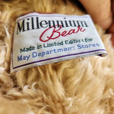 Large Lot of Plush Stuffed Teddy bears Millennium, Gund, Snowflake, Commonwealth + others