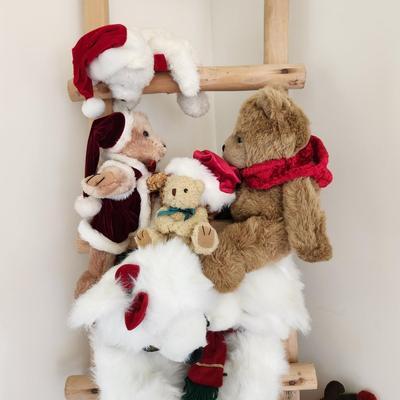 Large Lot of Plush Stuffed Teddy bears Millennium, Gund, Snowflake, Commonwealth + others