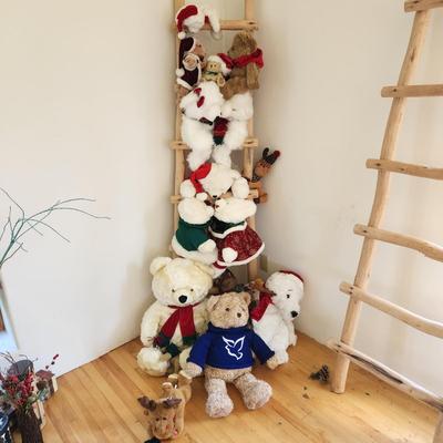 Large Lot of Plush Stuffed Teddy bears Millennium, Gund, Snowflake, Commonwealth + others