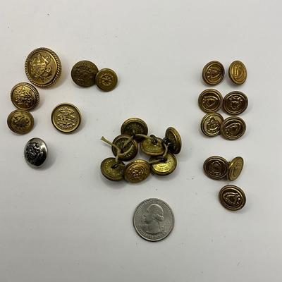 865 Vintage Military Buttons