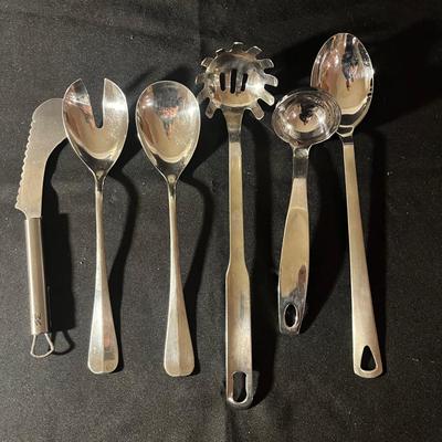 Large Selection of Kitchen Utensils & More (K-MG)