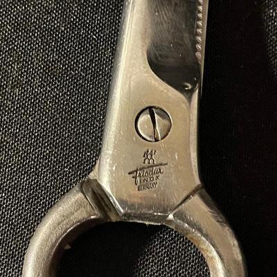 Large Selection of Kitchen Utensils & More (K-MG)