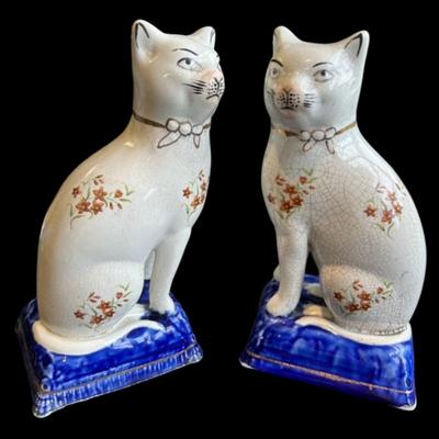 A Pair of Staffordshire Porcelain Cat Figurines