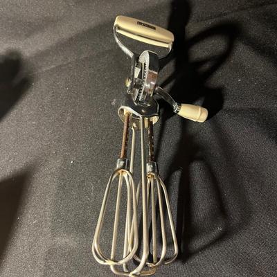 Cookie Cutters & Baking Accessories (K-MG)