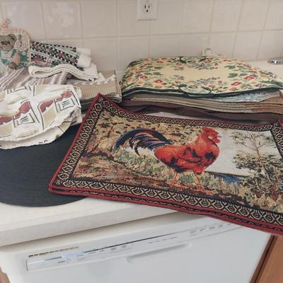 PRETTY AND VINTAGE TABLECLOTHES-DOLIES-APRONS