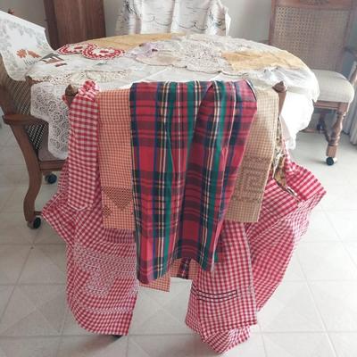 PRETTY AND VINTAGE TABLECLOTHES-DOLIES-APRONS
