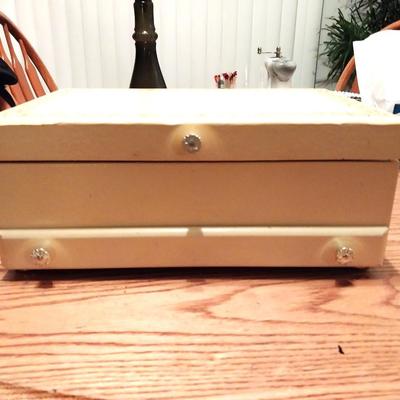 FASHION JEWELRY AND JEWELRY BOX