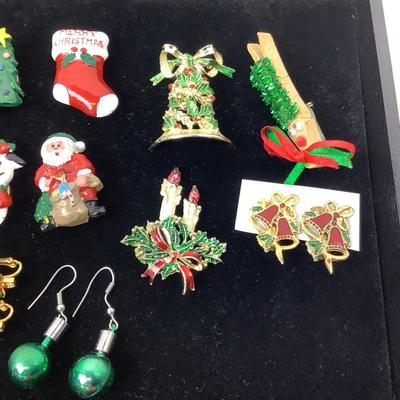 366 Christmas Holiday Broaches Button Covers Earrings