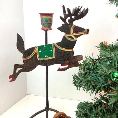 368 Pre-lit Christmas Tree Big Sky Carvers Santa Reindeer Candleholder