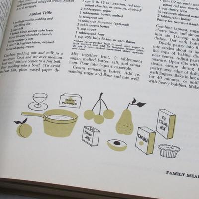 The General Foods Kitchens Cookbook Vintage Illustrated Cookbook