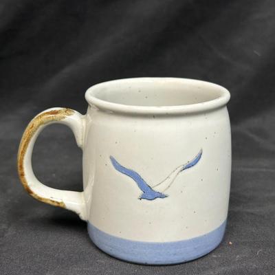 Retro White and Blue Stoneware Pottery Seagull Birds Flying Coffee Cup Mug