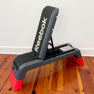 REEBOK ~ Adjustable Aerobic and Strength Training Workout Bench
