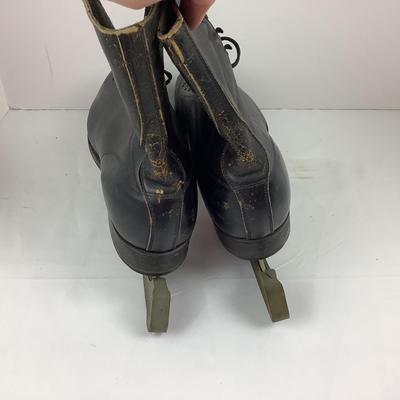 Lot 381 Vintage Johnsons Ice Skates with Guards