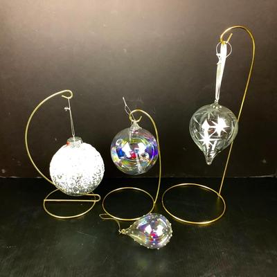 Lot 384 Lot of Four Vintage Clear Glass Ornaments