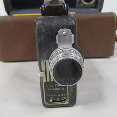 Vintage Eastman Kodak Cine-Kodak Magazine 16 Movie Camera With Case Non Tested