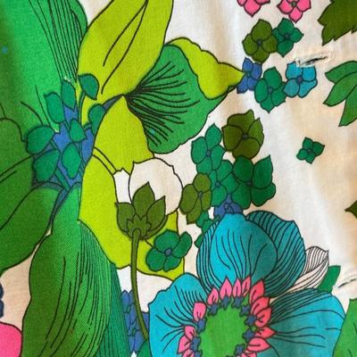 3 1960s Tops