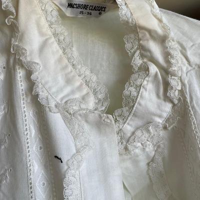 3 Vintage white tops