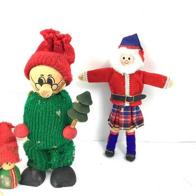 Lot 387. Vintage Santa & Christmas Balls