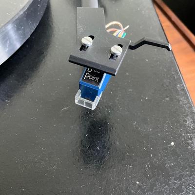 MB-1045 Vintage SOTA Satin Black "Comet" Turntable and Blue Point Cartridge Head