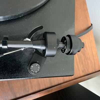 MB-1045 Vintage SOTA Satin Black "Comet" Turntable and Blue Point Cartridge Head