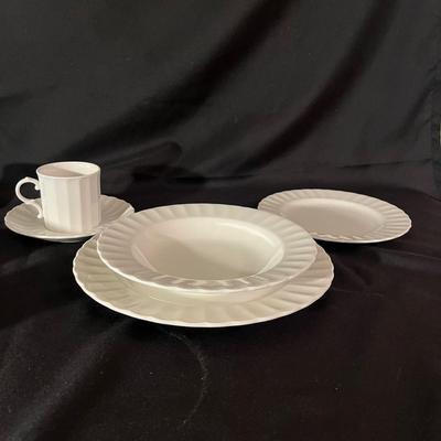 Red Vanilla Dish Set (K-MG)