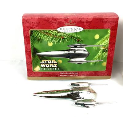 Lot 388 Pair of Vintage Star Wars Hallmark Ornaments with Boxes