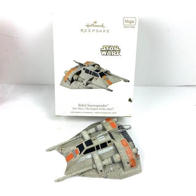 Lot 388 Pair of Vintage Star Wars Hallmark Ornaments with Boxes