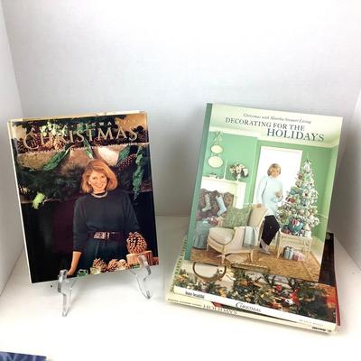403 Martha Stewart Christmas Decorating Books Hallmark
