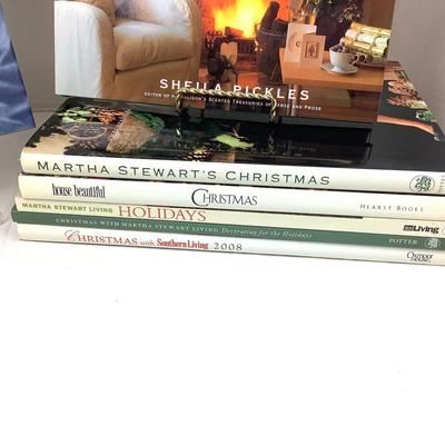 403 Martha Stewart Christmas Decorating Books Hallmark