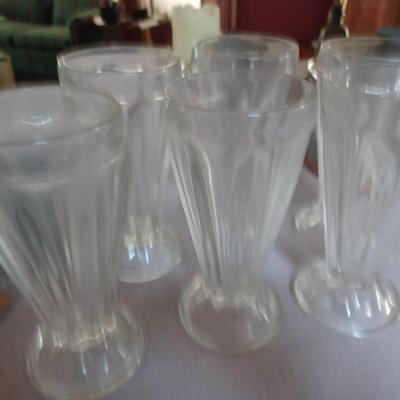 6 Vintage Glass Parfait Glasses