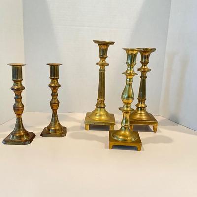 LR-1066 Vintage Brass Footed Candlesticks