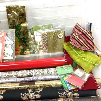 Lot 396  Lot of Gift Wrapping and Such