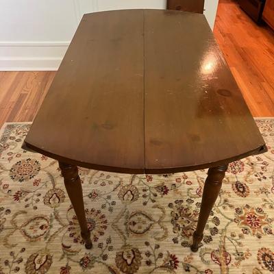 Drop Leaf Table with Three Leaves (DR-MG)