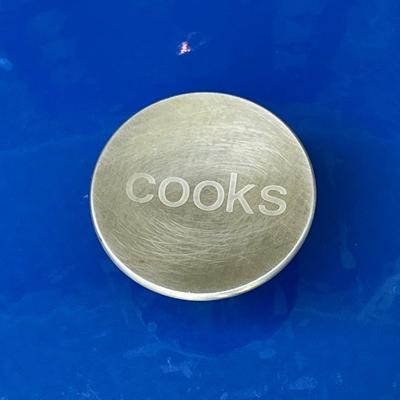 COOKS ~ 7 QT Enameled Cast Iron Dutch Oven