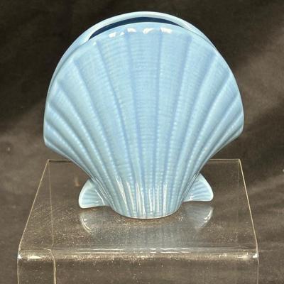 Retro Pale Blue Ceramic Scallop Shell Seashell Figurine Toothbrush Pencil Holder