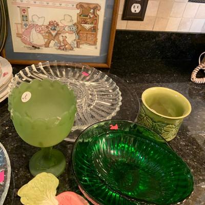 Kitchen dishes