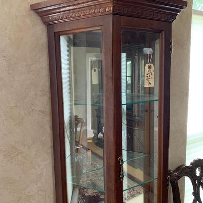 Curio cabinet